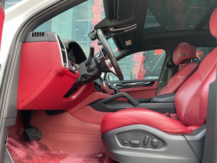 Фото 4 - Porsche Cayenne