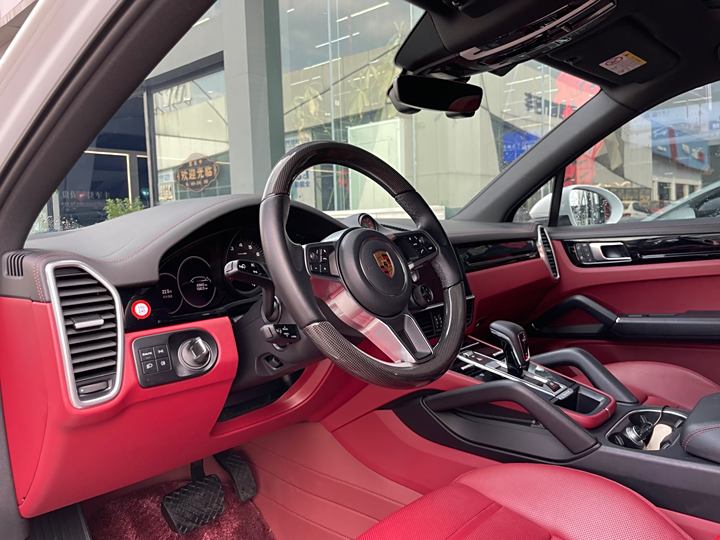 Фото 5 - Porsche Cayenne