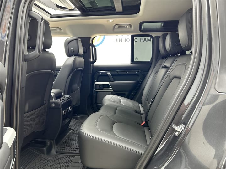 Фото 14 - Land Rover Defender