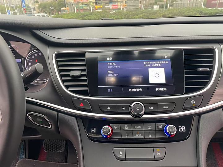 Фото 14 - Buick LaCrosse