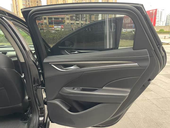 Фото 20 - Buick LaCrosse