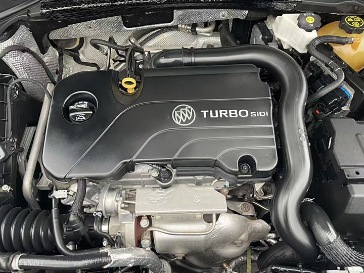 Фото 6 - Buick LaCrosse