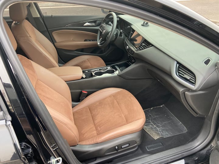 Фото 8 - Buick Regal