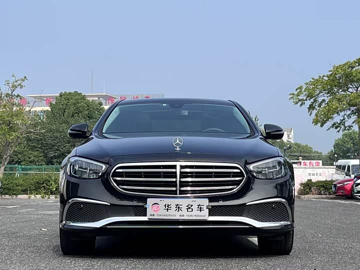 Фото 2 - Mercedes-Benz E-Class