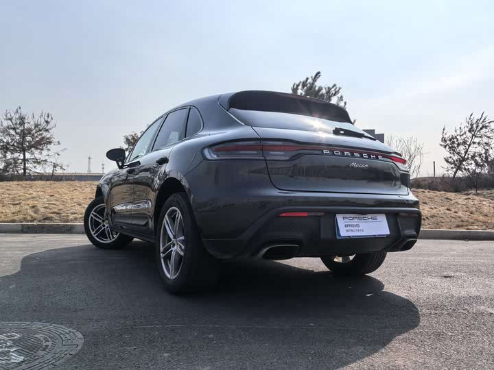 Фото 10 - Porsche Macan