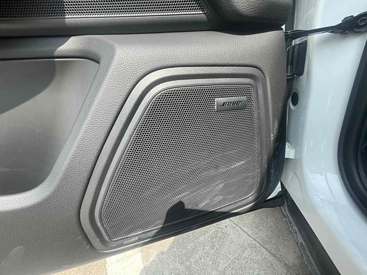 Фото 13 - Porsche Macan