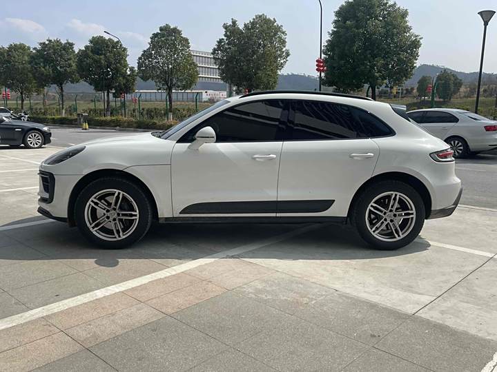 Фото 3 - Porsche Macan