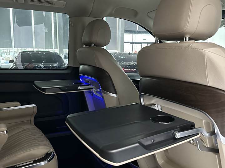 Фото 15 - Mercedes-Benz Vito