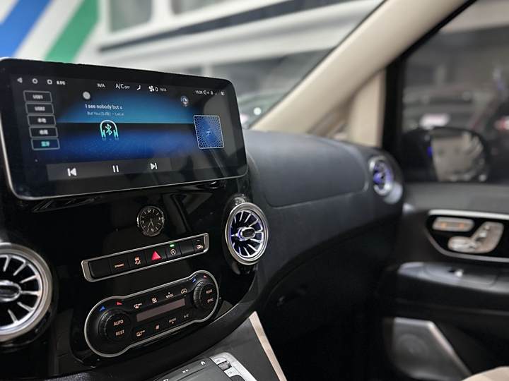 Фото 8 - Mercedes-Benz Vito