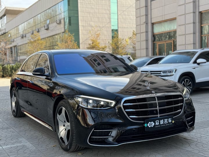 Фото 3 - Mercedes-Benz S-Class