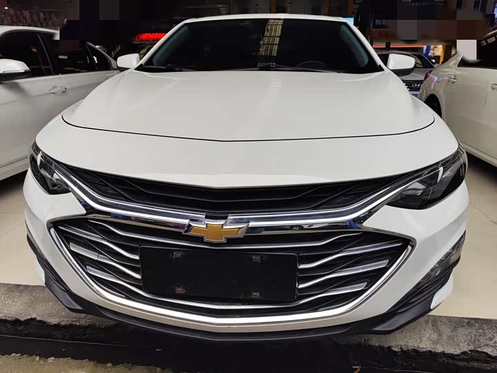 Фото 2 - Chevrolet Malibu XL