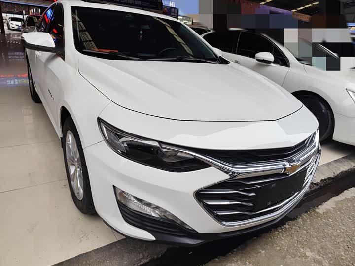 Фото 3 - Chevrolet Malibu XL