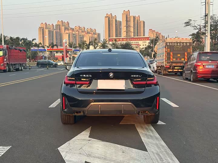 Фото 8 - BMW 3 Series