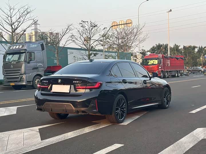 Фото 9 - BMW 3 Series