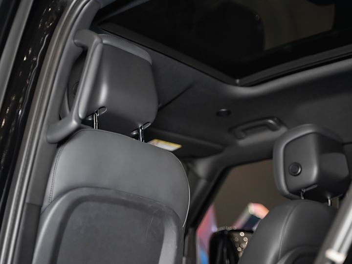 Фото 11 - Land Rover Defender