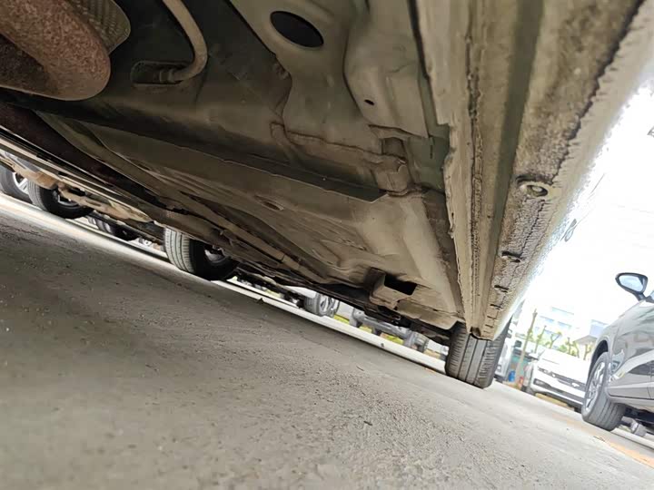 Фото 21 - Chevrolet Onix (Cavalier)