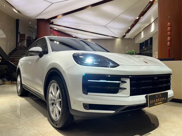 Фото 2 - Porsche Cayenne