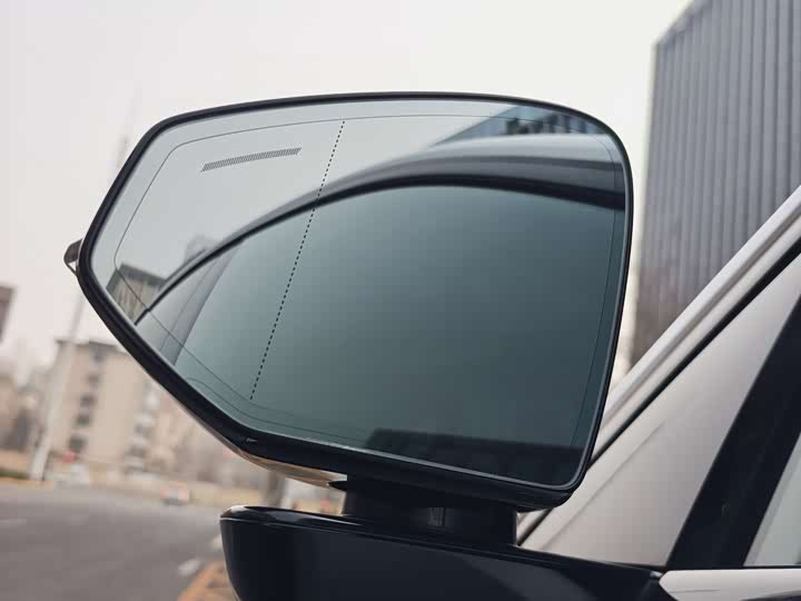 Фото 16 - Polestar 4