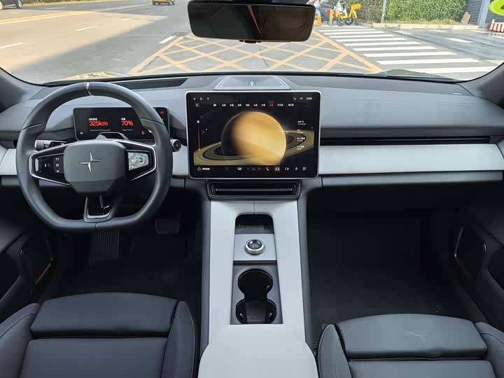 Фото 22 - Polestar 4