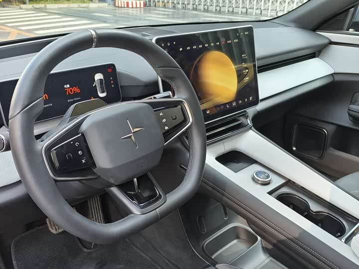 Фото 25 - Polestar 4