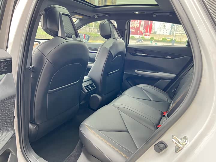 Фото 6 - Changan UNI-V