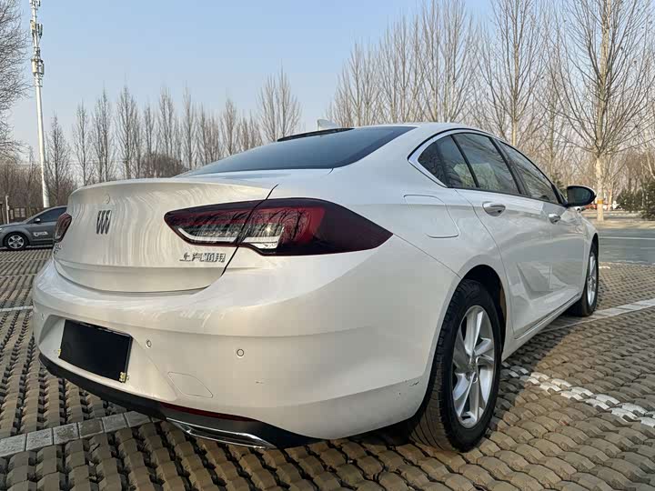 Фото 3 - Buick Regal