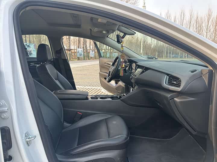 Фото 9 - Buick Regal