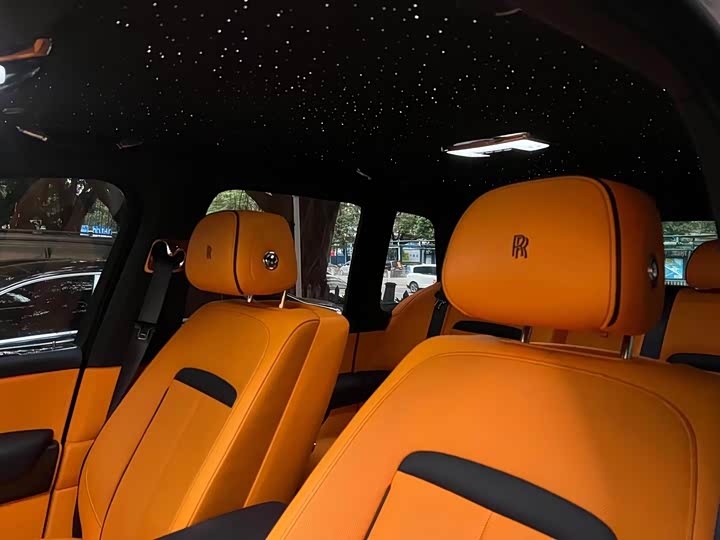 Фото 5 - Rolls-Royce Cullinan