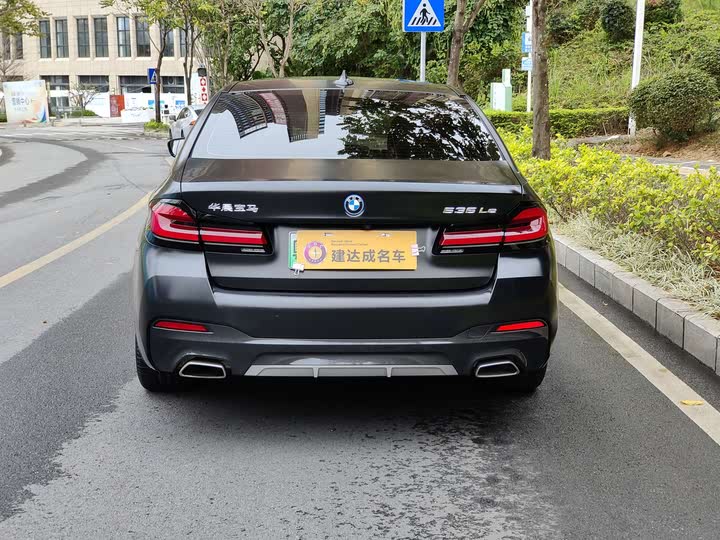 Фото 16 - BMW 5 Series Hybrid