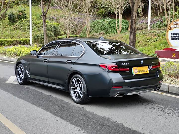 Фото 17 - BMW 5 Series Hybrid