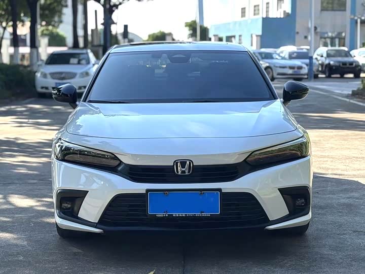 Фото 2 - Honda Civic