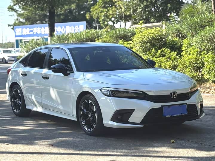 Фото 3 - Honda Civic