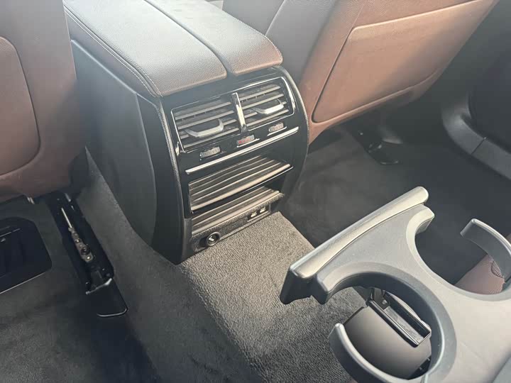 Фото 4 - BMW 5 Series