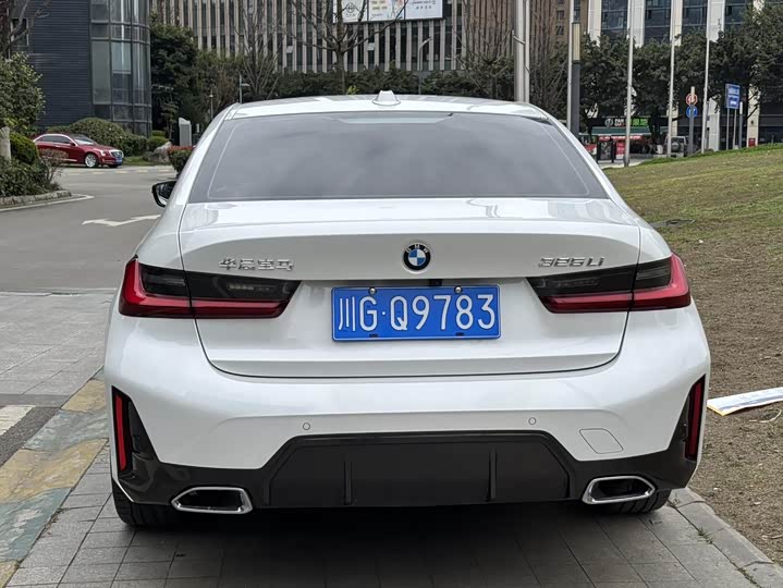 Фото 9 - BMW 3 Series