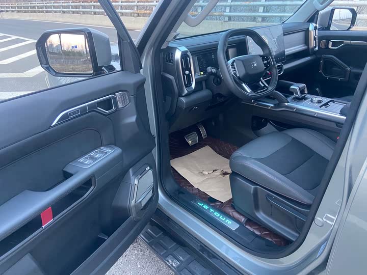 Фото 12 - Jetour T2