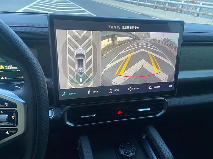 Фото 13 - Jetour T2