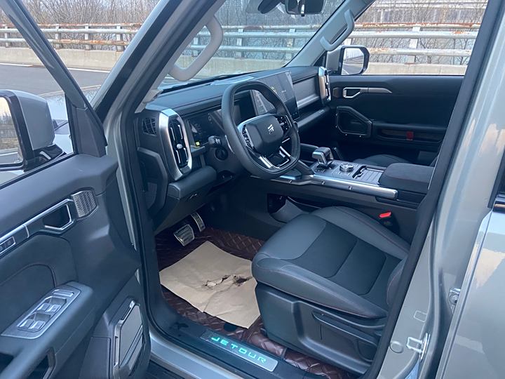 Фото 7 - Jetour T2