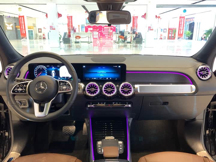 Фото 15 - Mercedes-Benz GLB-Class