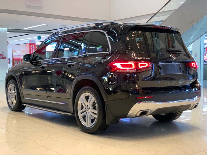 Фото 3 - Mercedes-Benz GLB-Class