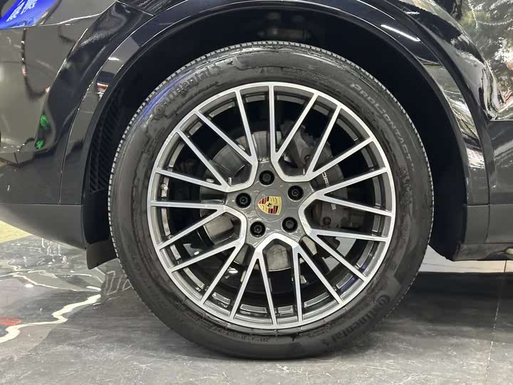 Фото 14 - Porsche Cayenne