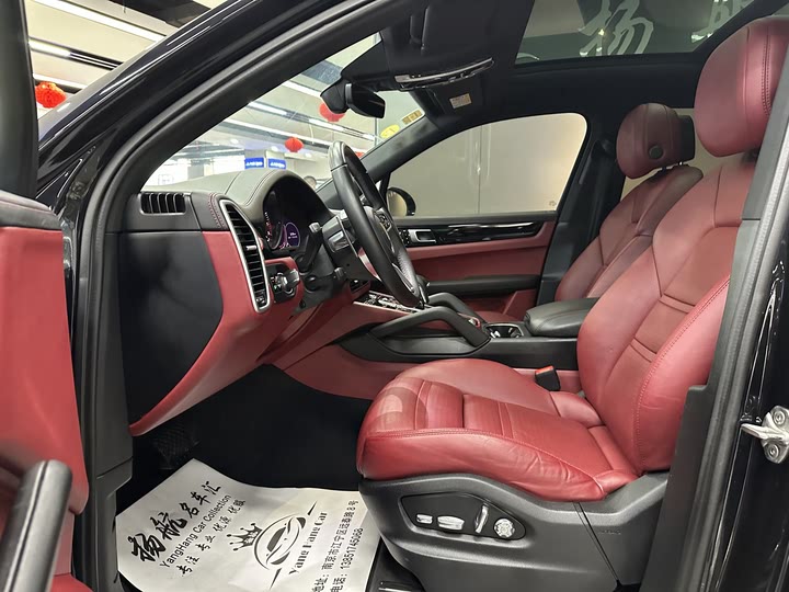 Фото 6 - Porsche Cayenne