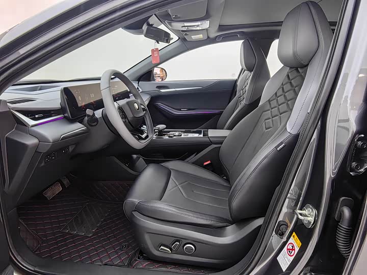 Фото 7 - Changan Raeton Plus