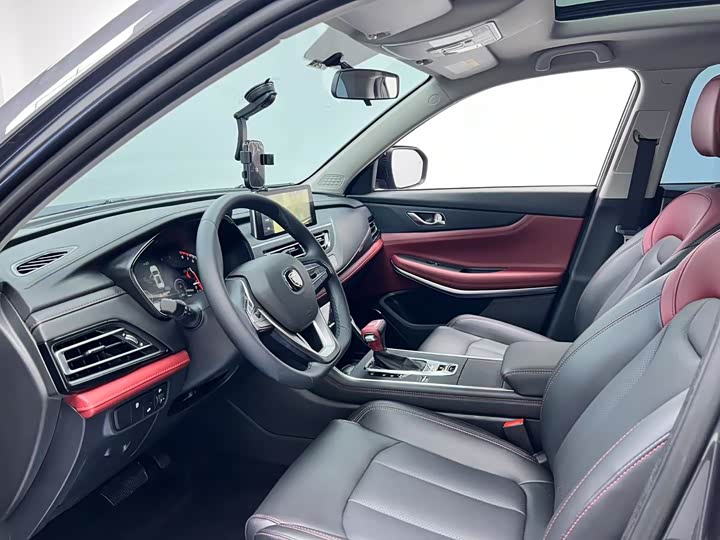 Фото 4 - Changan CS75