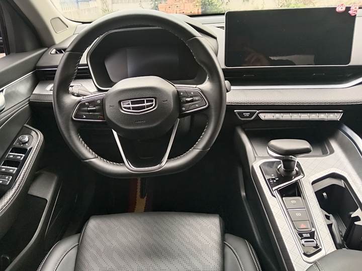 Фото 8 - Geely Preface