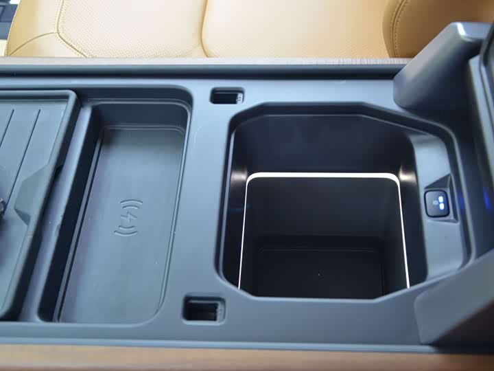 Фото 11 - Land Rover Defender