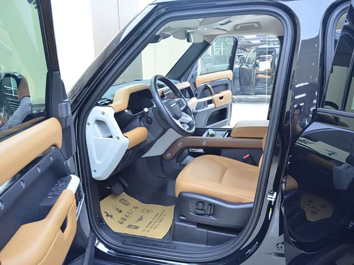 Фото 4 - Land Rover Defender