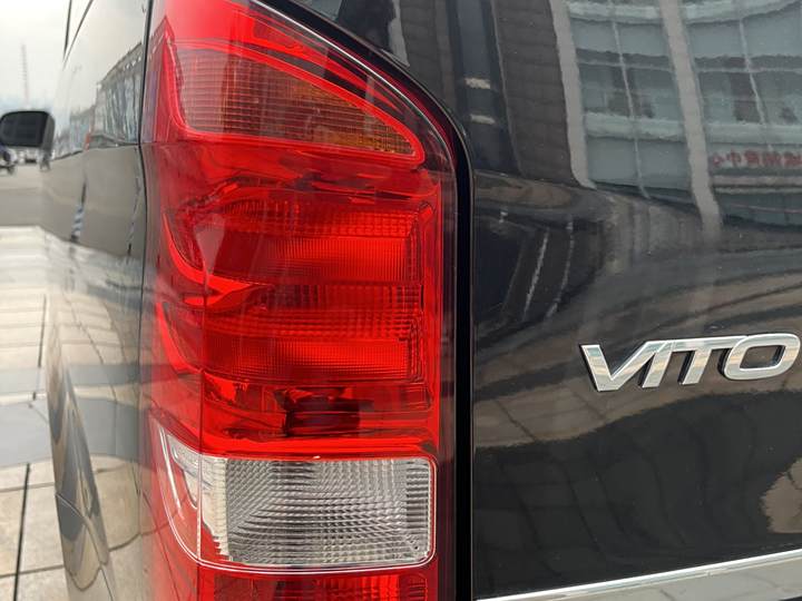 Фото 10 - Mercedes-Benz Vito