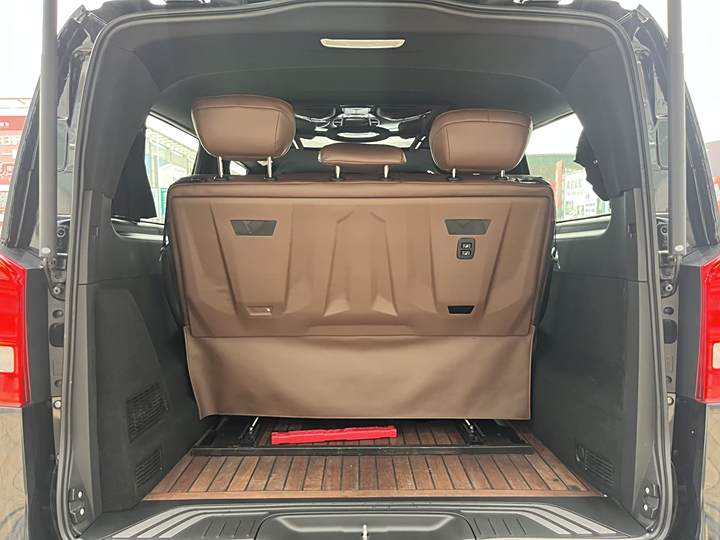 Фото 23 - Mercedes-Benz Vito