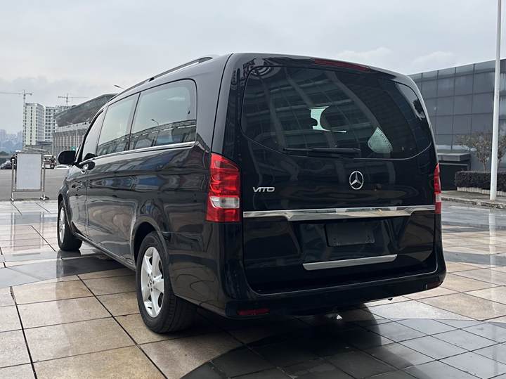 Фото 4 - Mercedes-Benz Vito
