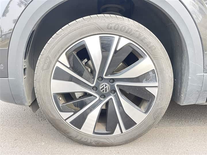 Фото 7 - Volkswagen Talagon